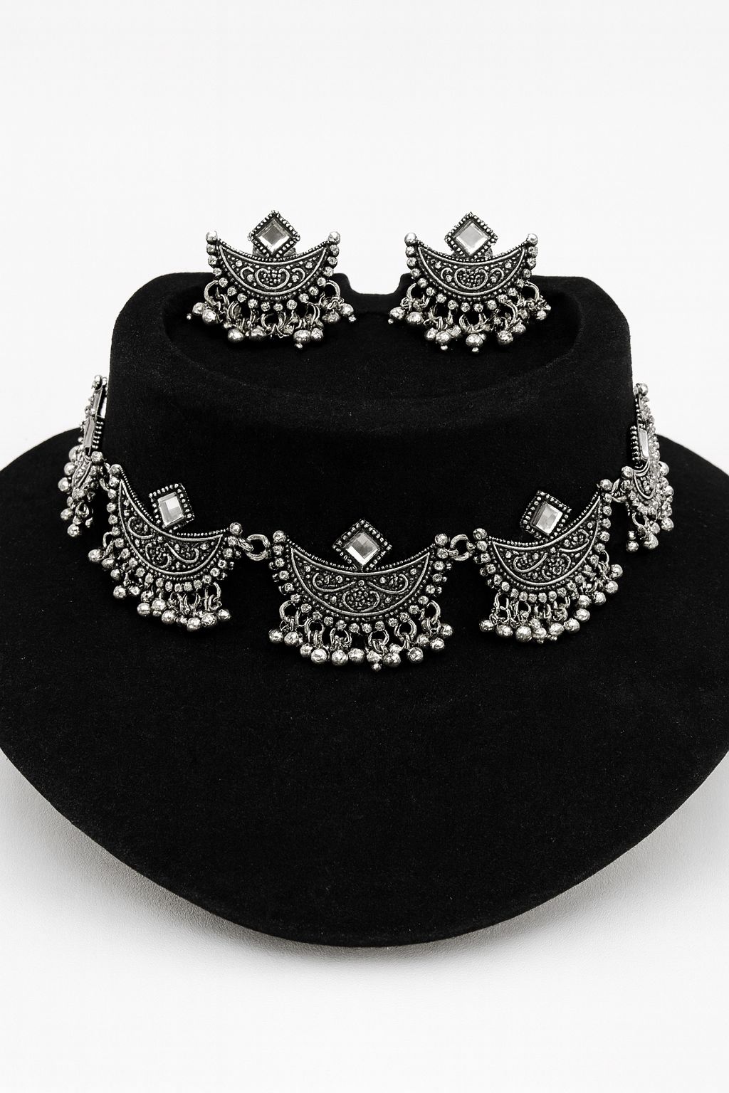Noor Antique Oxidised Jewellery Set