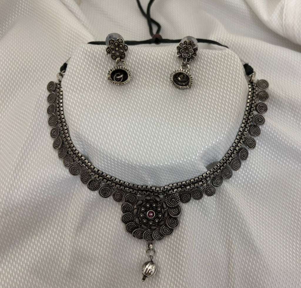 Regal Charm Oxidised Necklace Set