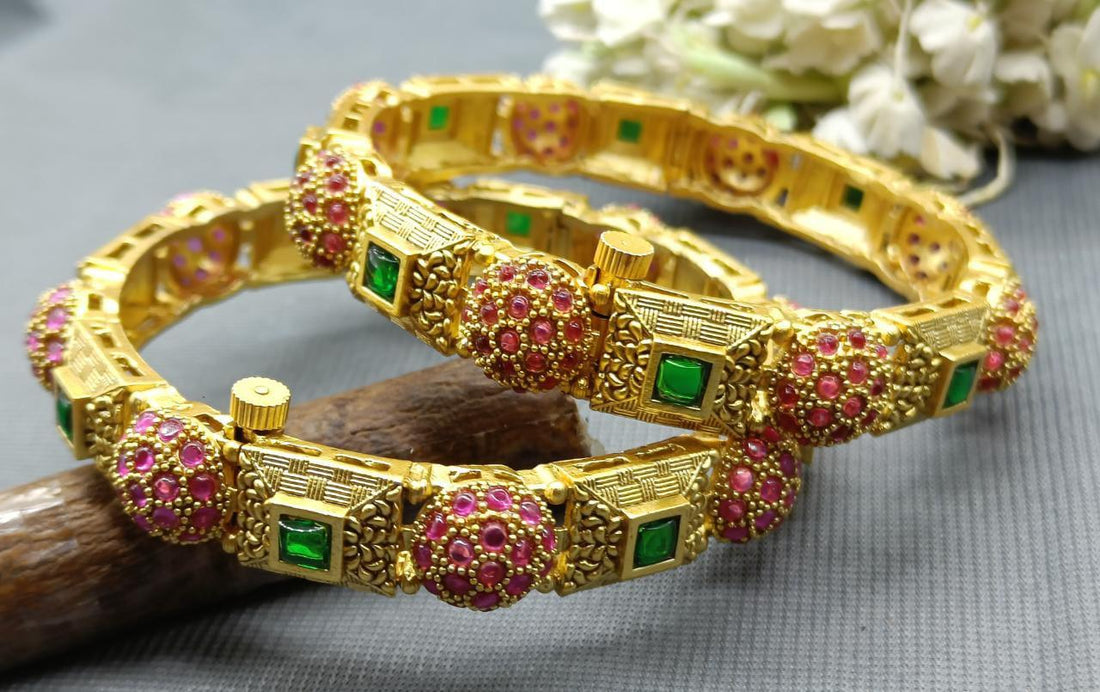 Antique Bangles Sku 3082 D1