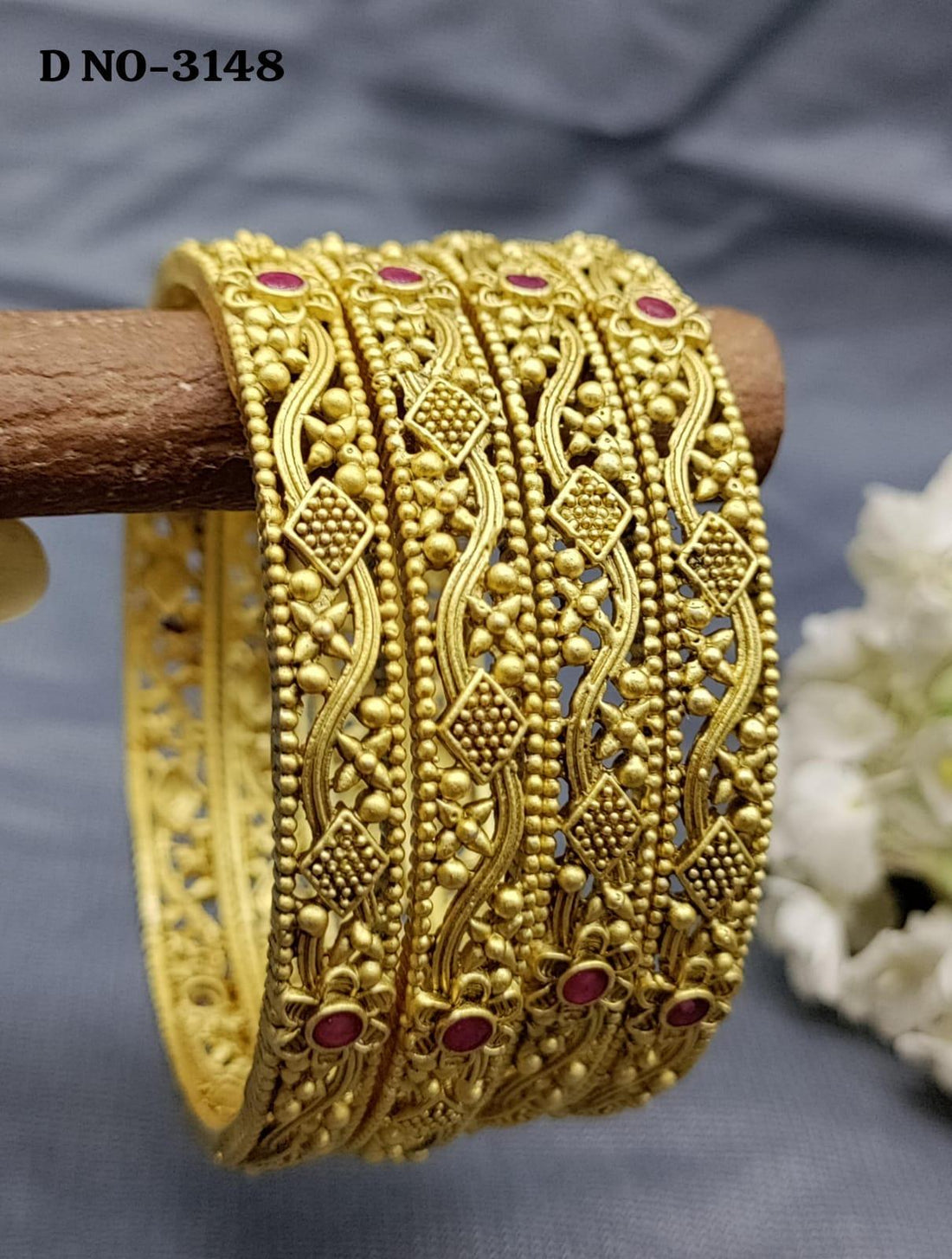 Antiqu e Bangles Sku 3148 D2