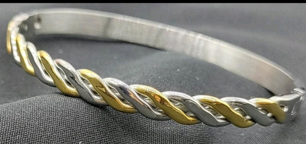 Western Two Tone Bracelet Sku- 43 C4