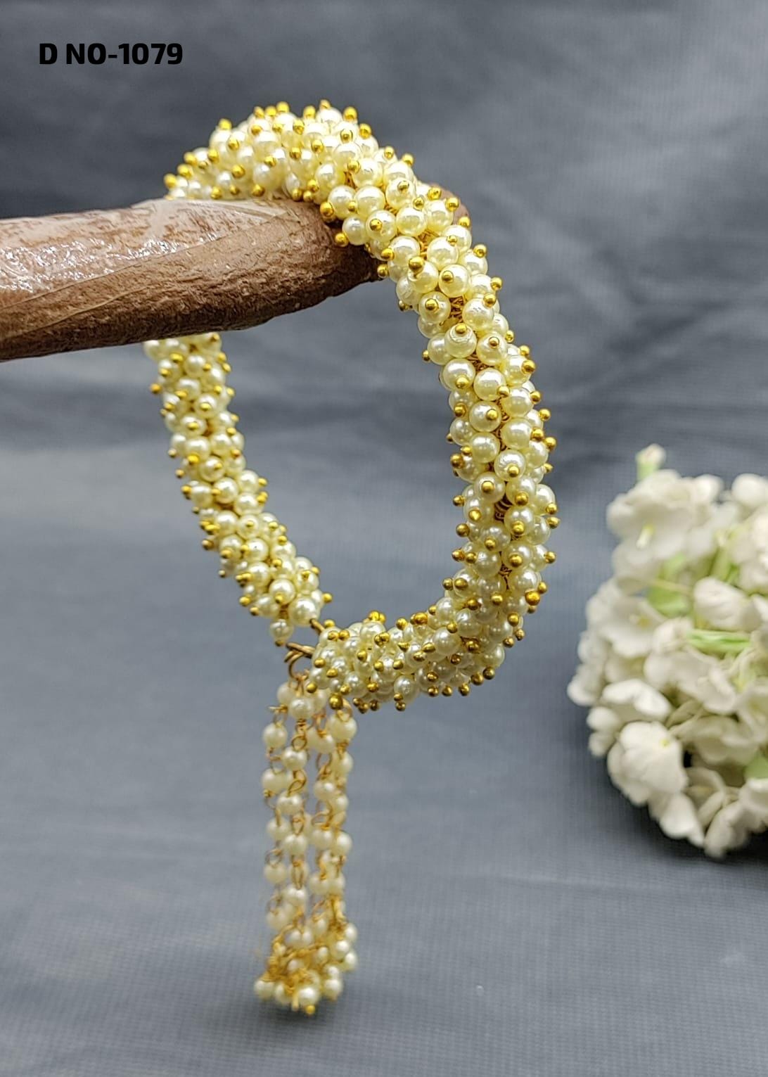 Pearl Women Bracelet Sku- 1079 H1