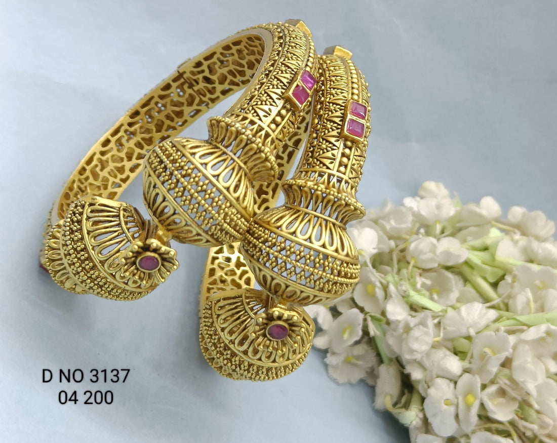 Antique Bangles Sku - 3137 D1